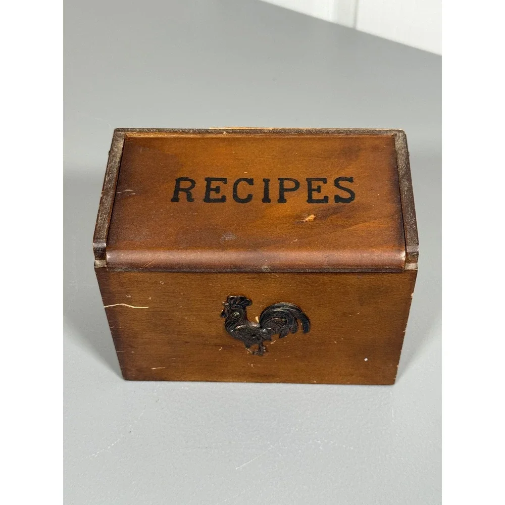 Vintage Wood Recipe Box Rooster Metal Emblem Farmhouse Primitive Kitchen Decor